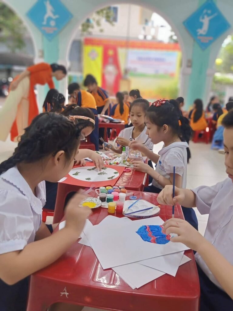 Website Trường Tiểu học Phan Thanh