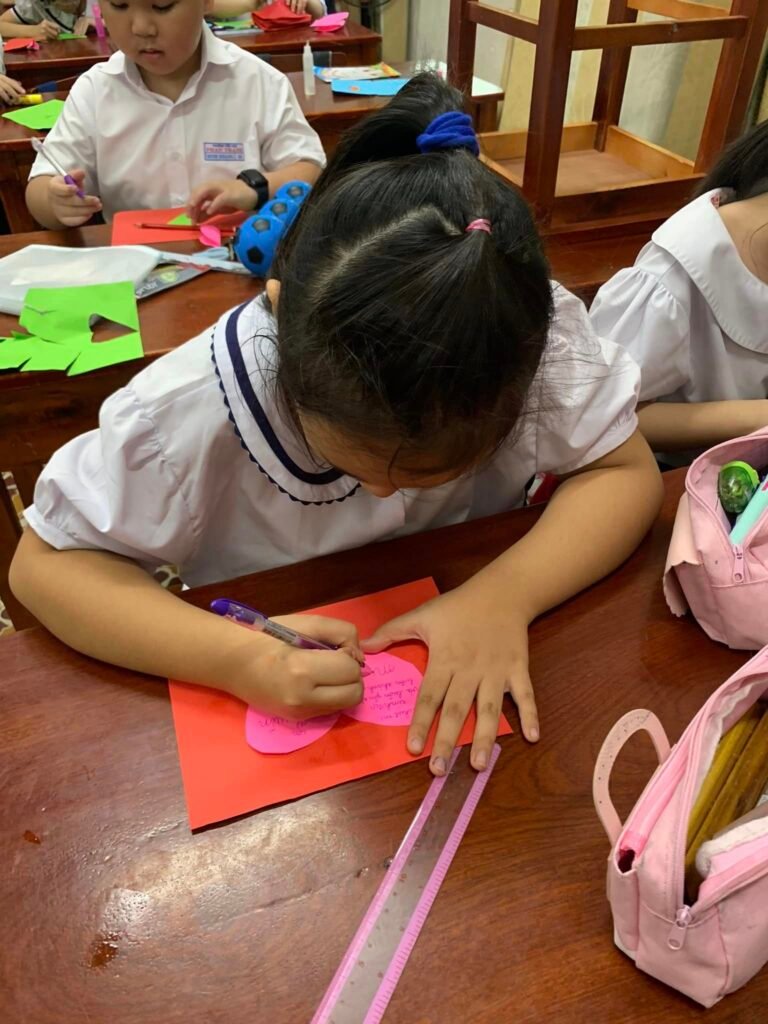 Website Trường Tiểu học Phan Thanh