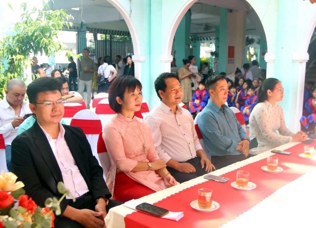 Website Trường Tiểu học Phan Thanh