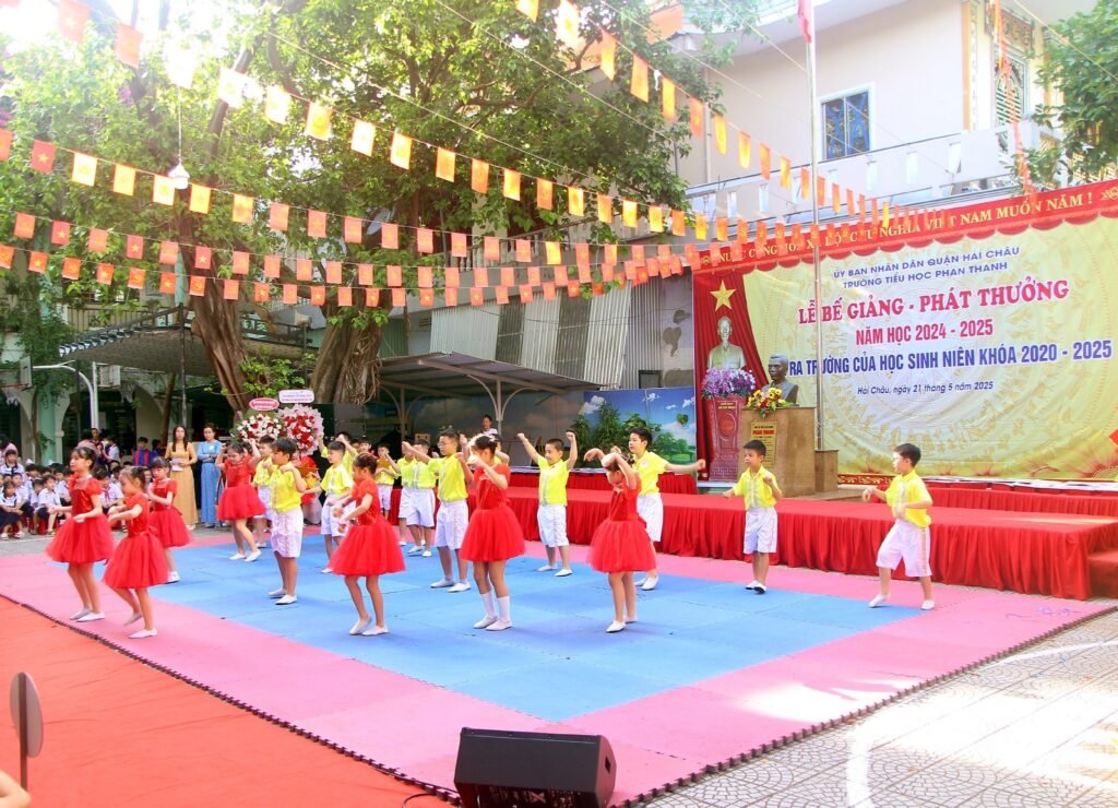 Website Trường Tiểu học Phan Thanh