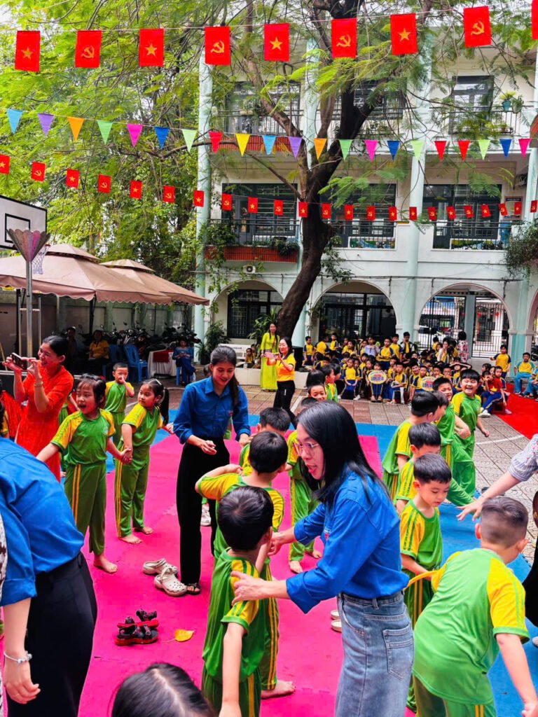 Website Trường Tiểu học Phan Thanh