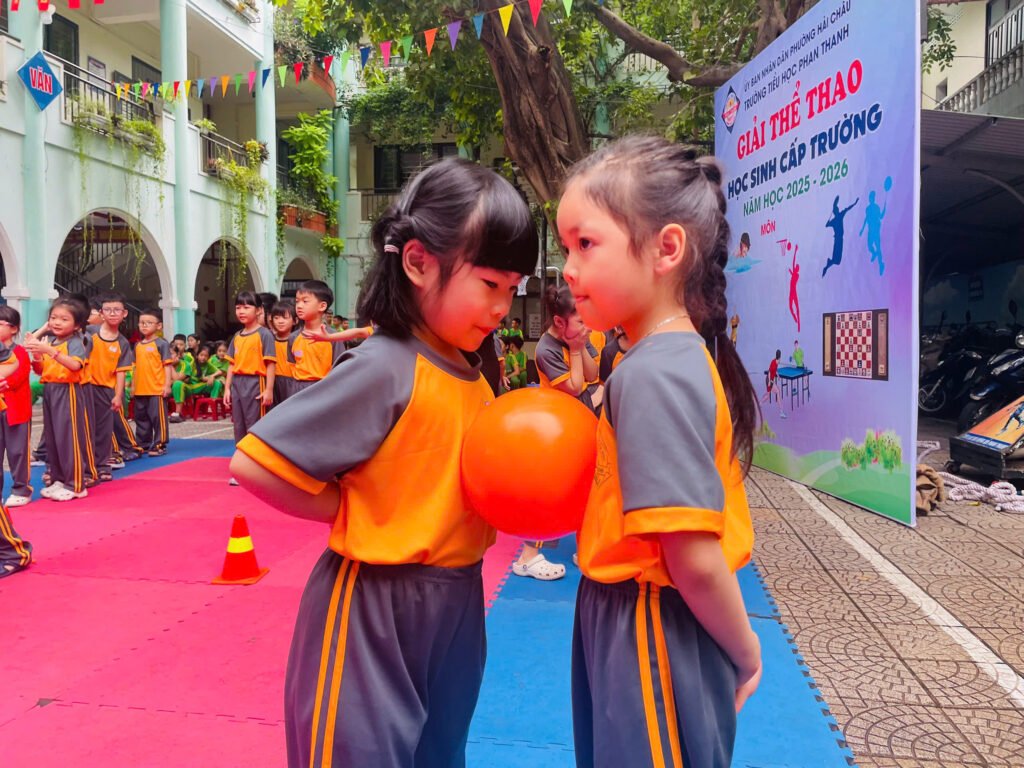 Website Trường Tiểu học Phan Thanh