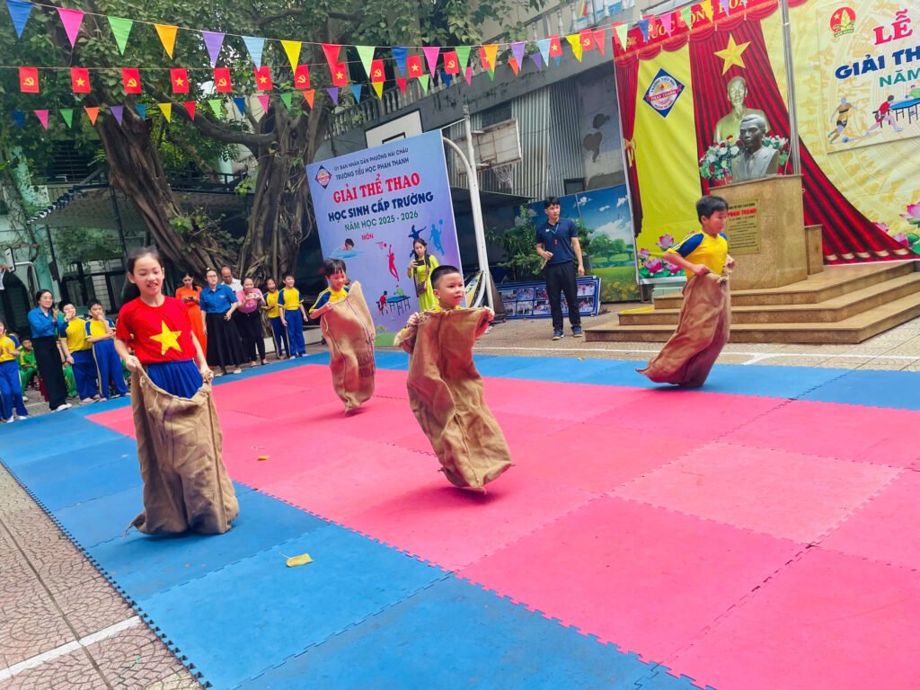 Website Trường Tiểu học Phan Thanh