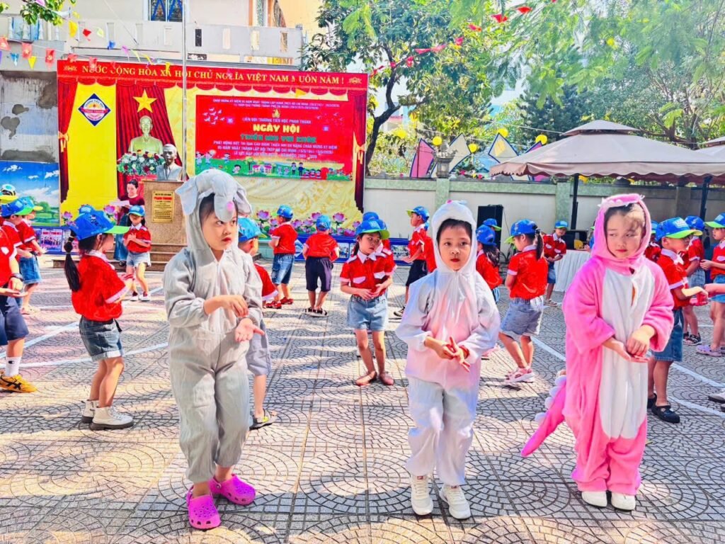 Website Trường Tiểu học Phan Thanh