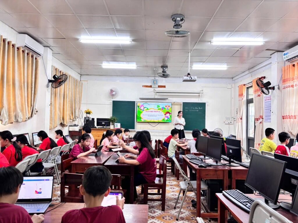 Website Trường Tiểu học Phan Thanh