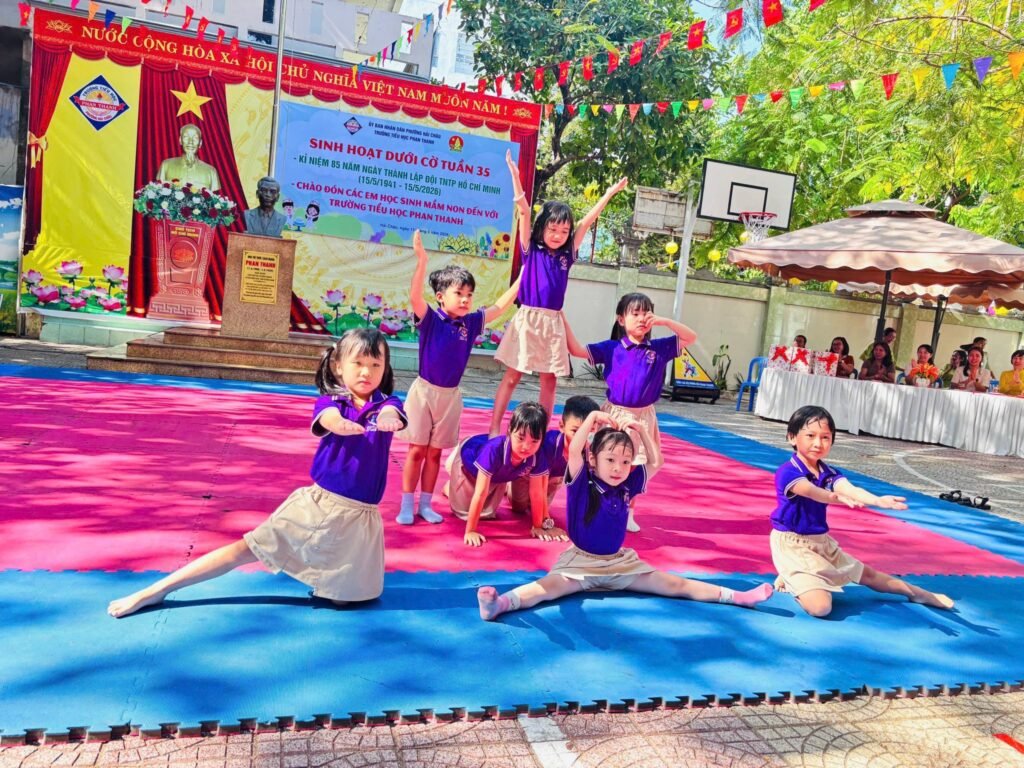 Website Trường Tiểu học Phan Thanh
