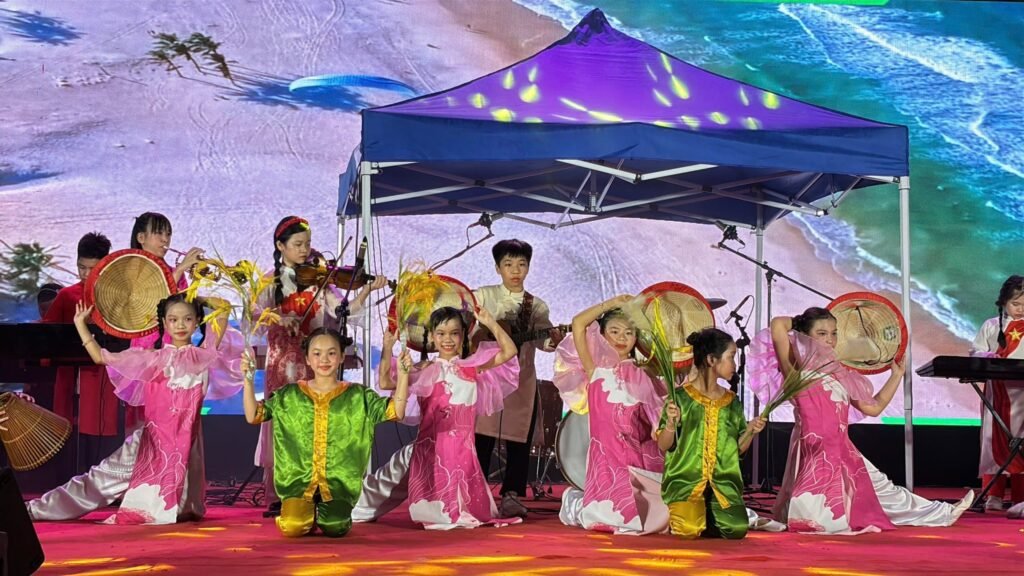 Website Trường Tiểu học Phan Thanh